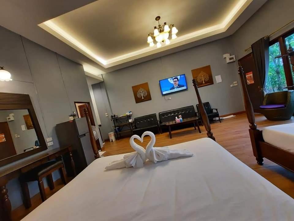 Amantra Homestay & Village Surat Thani Buitenkant foto