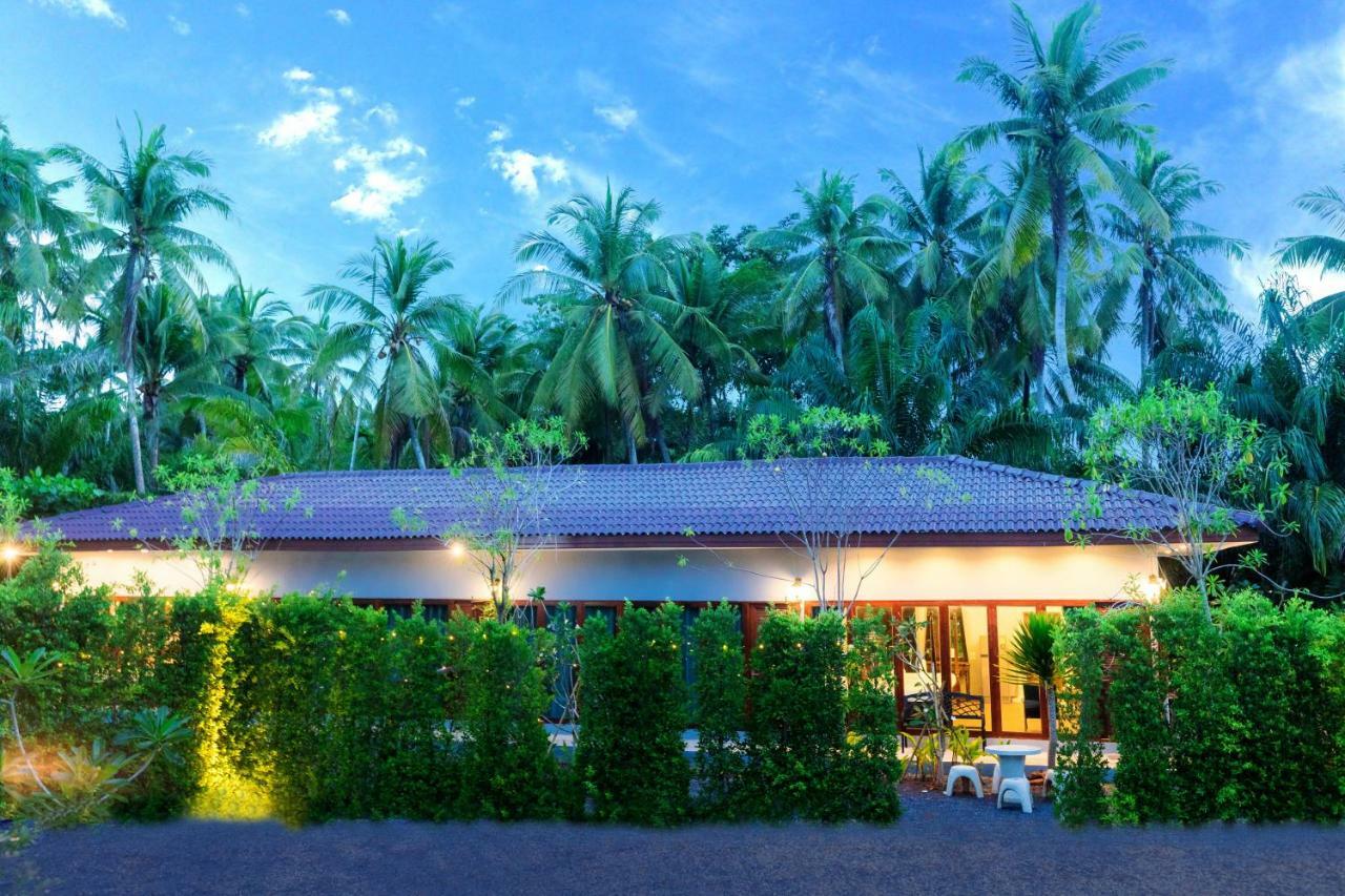 Amantra Homestay & Village Surat Thani Buitenkant foto